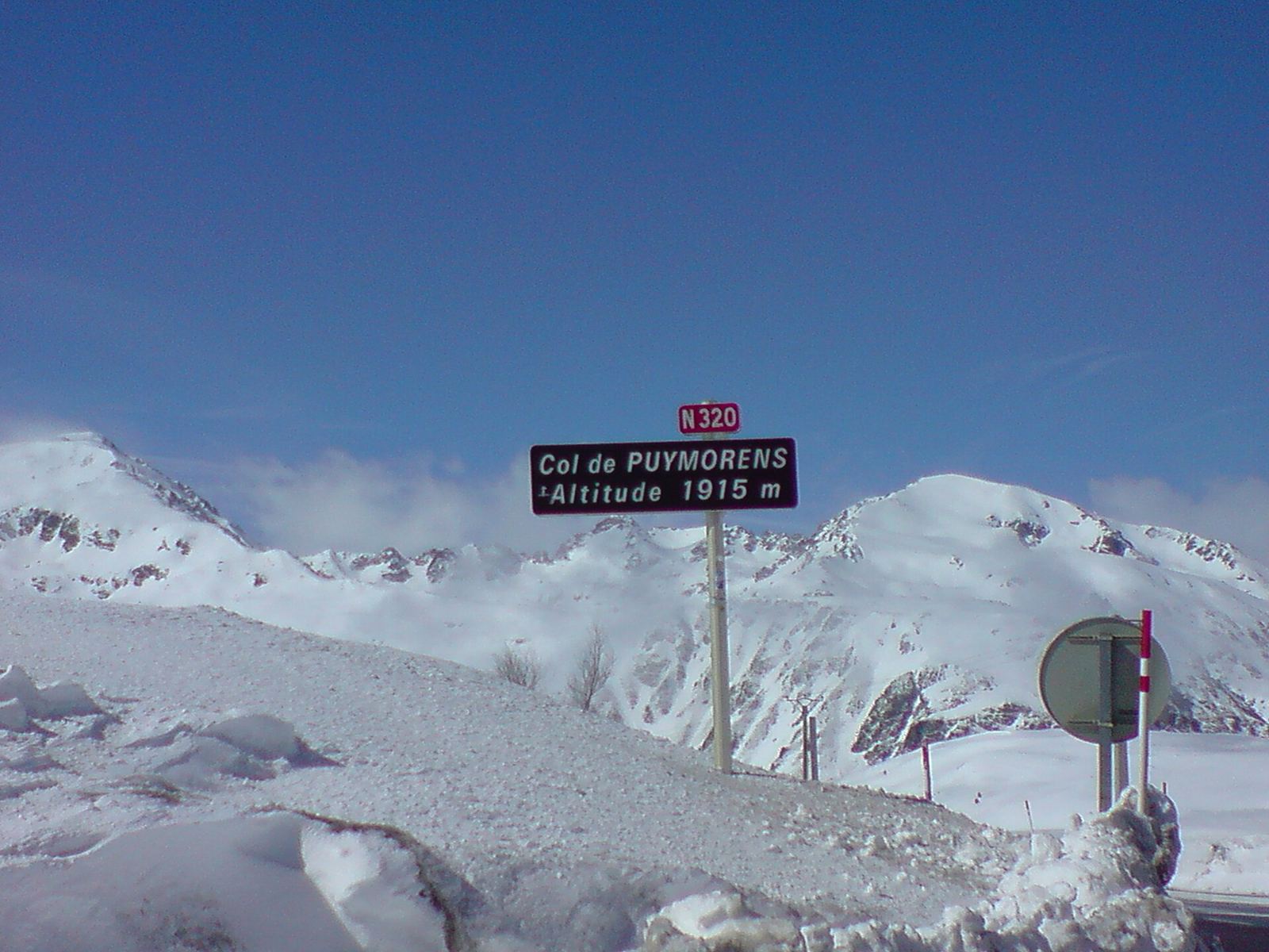 On the road: Col de Puymorens from Ax-les-Thermes