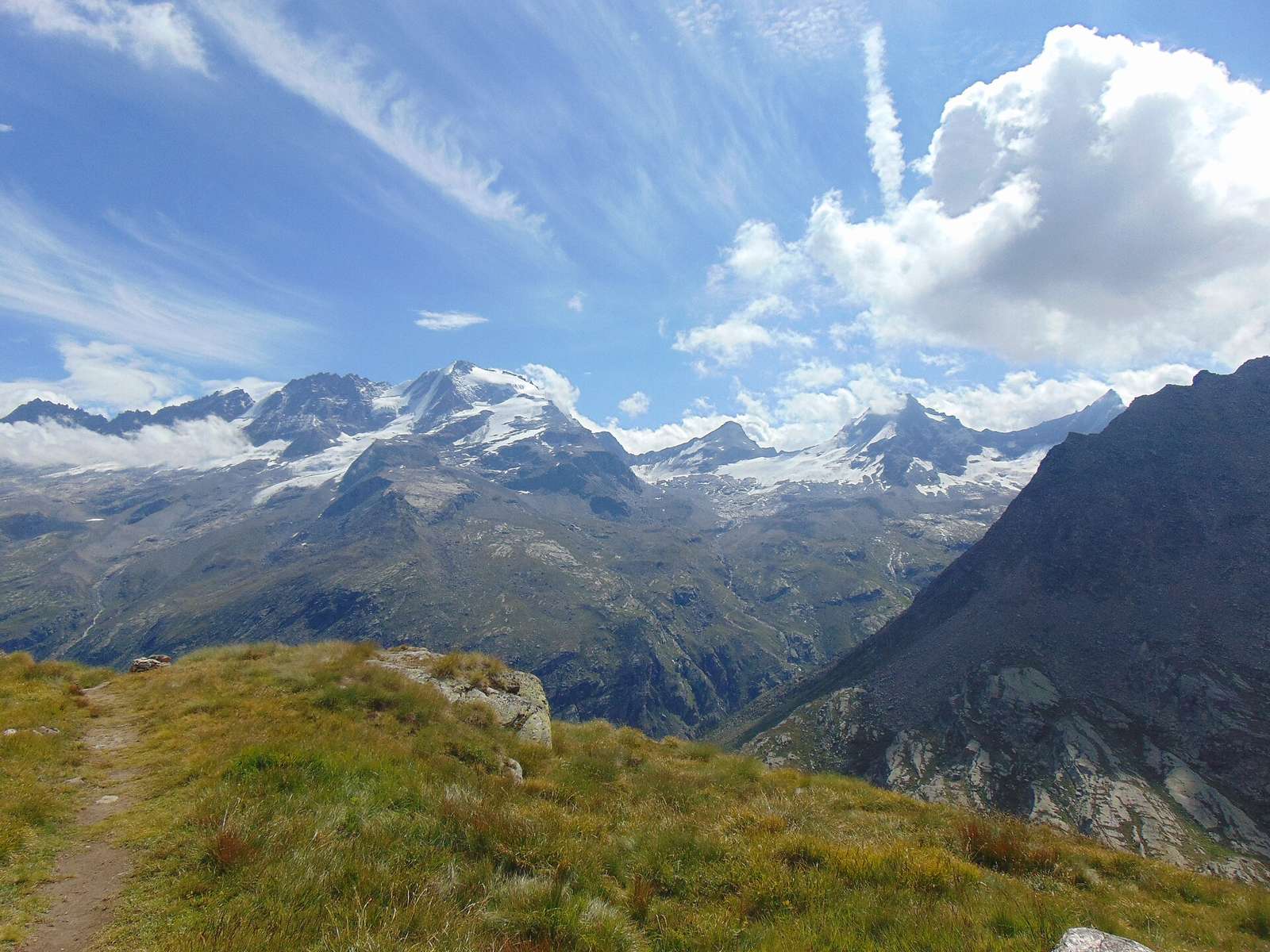On the road: Nivolet Pass from Ceresole Reale
