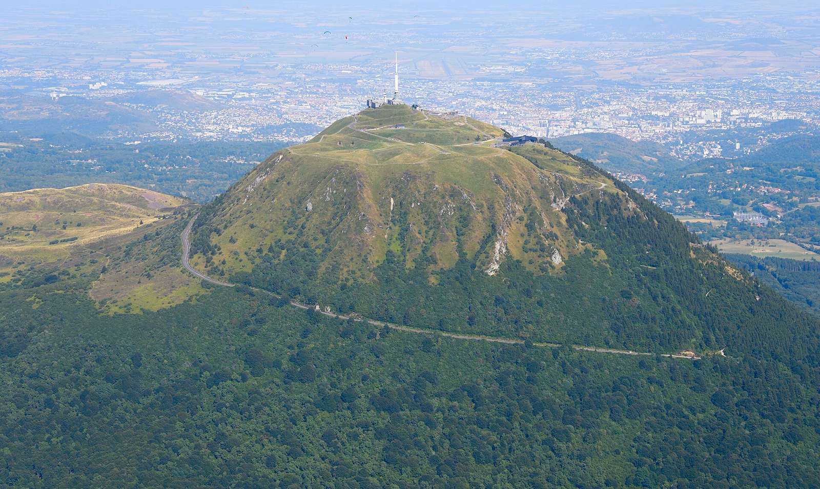 On the road: Puy de Dôme from Clermont-Ferrand