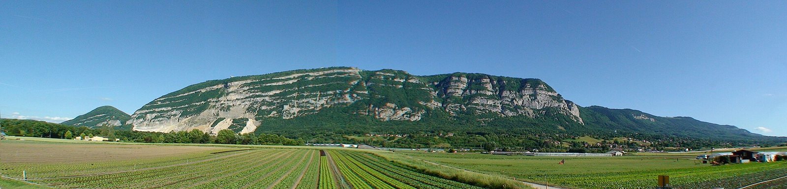 On the road: Le Salève from Collonges-sous-Salève
