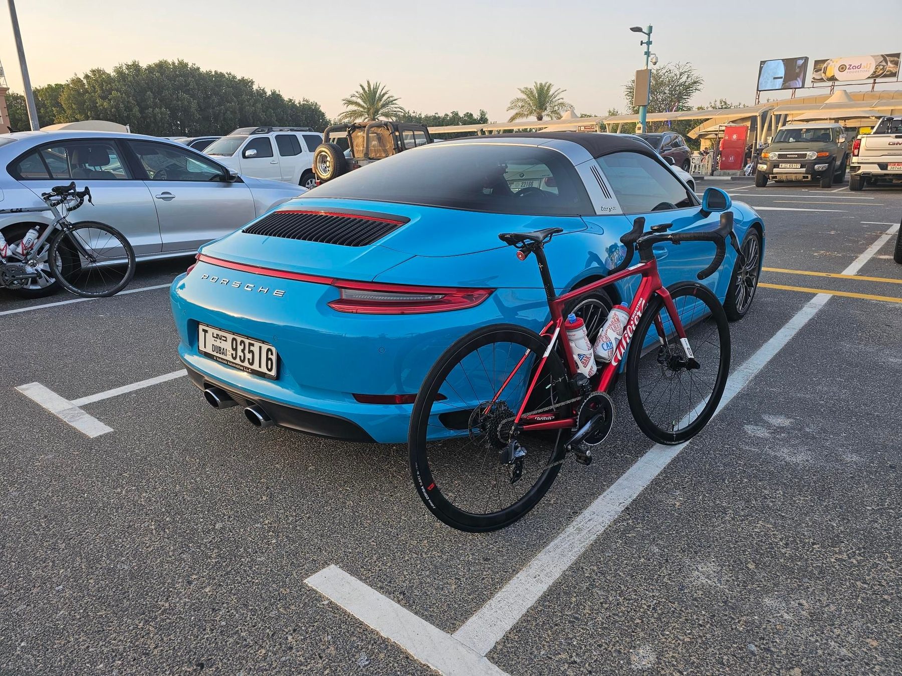 Cycling in Dubai