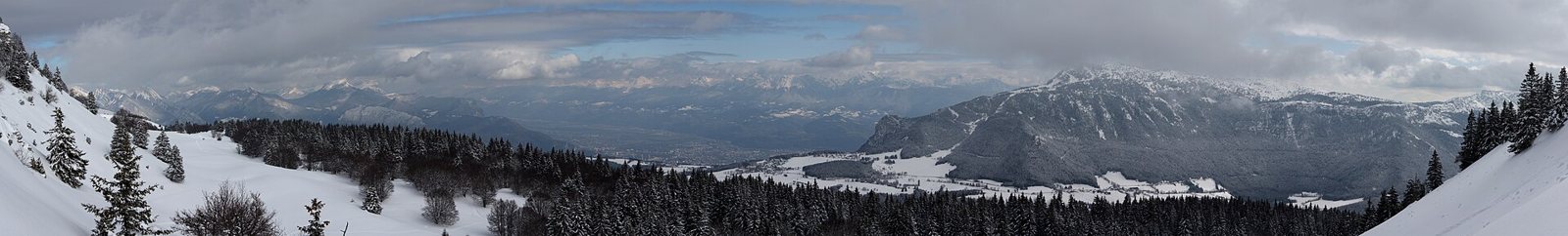 On the road: Saint-Nizier-du-Moucherotte from Grenoble