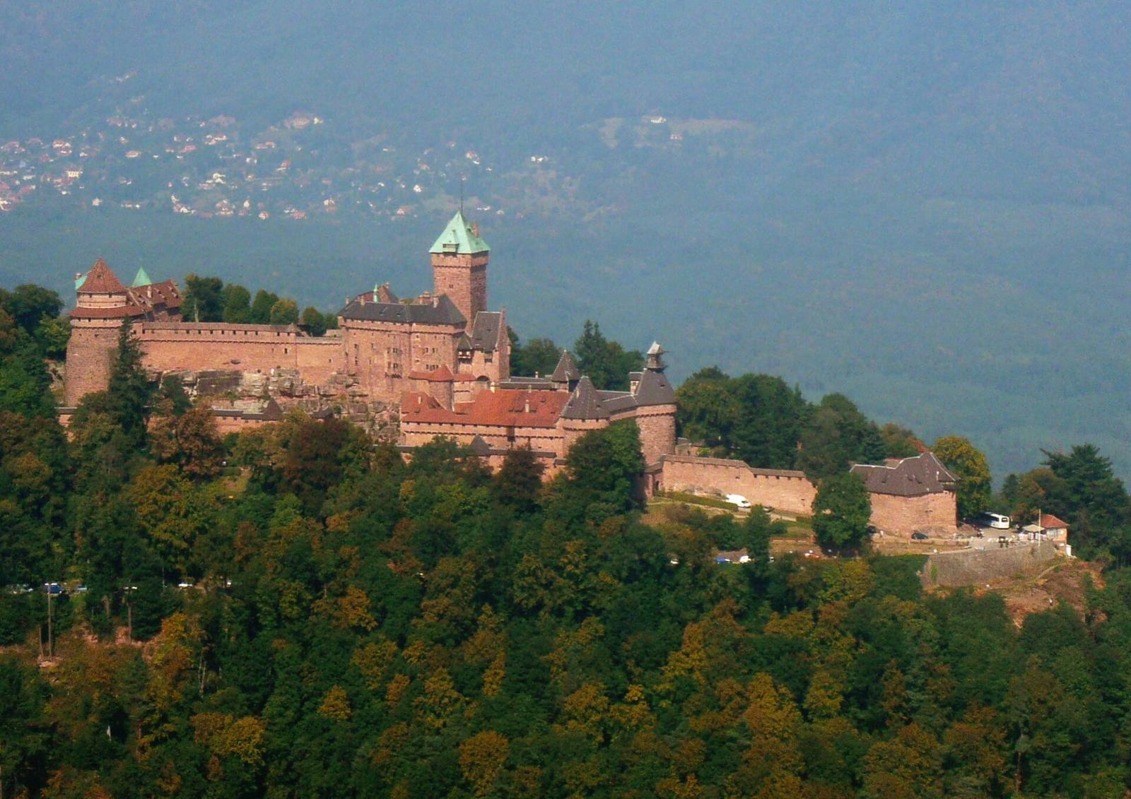 On the road: Château du Haut-Koenigsbourg from Kintzheim