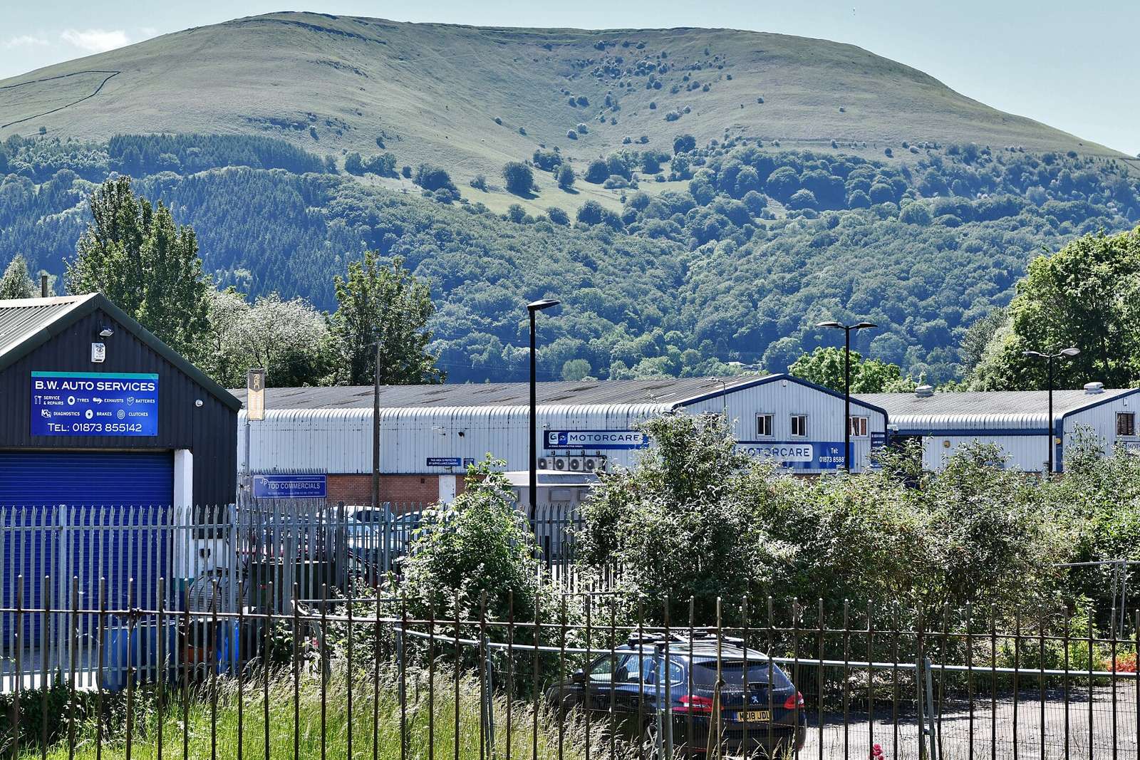 On the road: Blorenge from Llanfoist