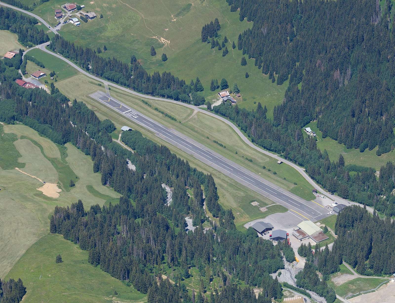 On the road: Megève Altiport from Megève