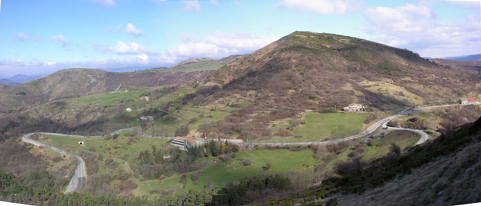 On the road: Col de l'Escrinet from Privas