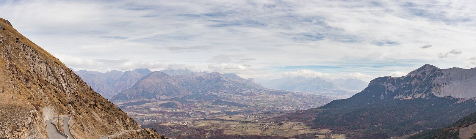 Vue du col du Noyer vers l'est