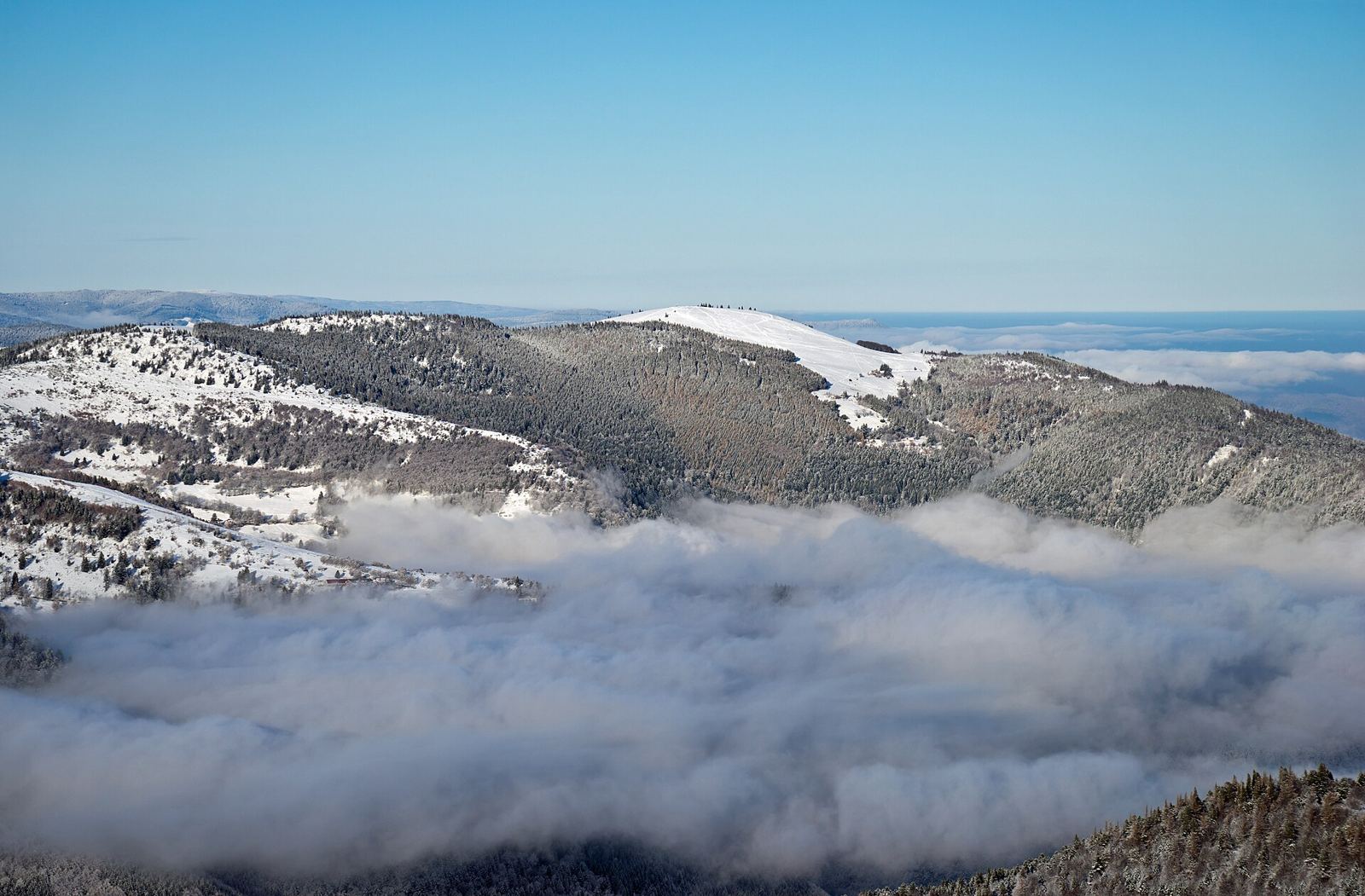 View of the Petit Ballon, seen northward from the Storkenkopf
