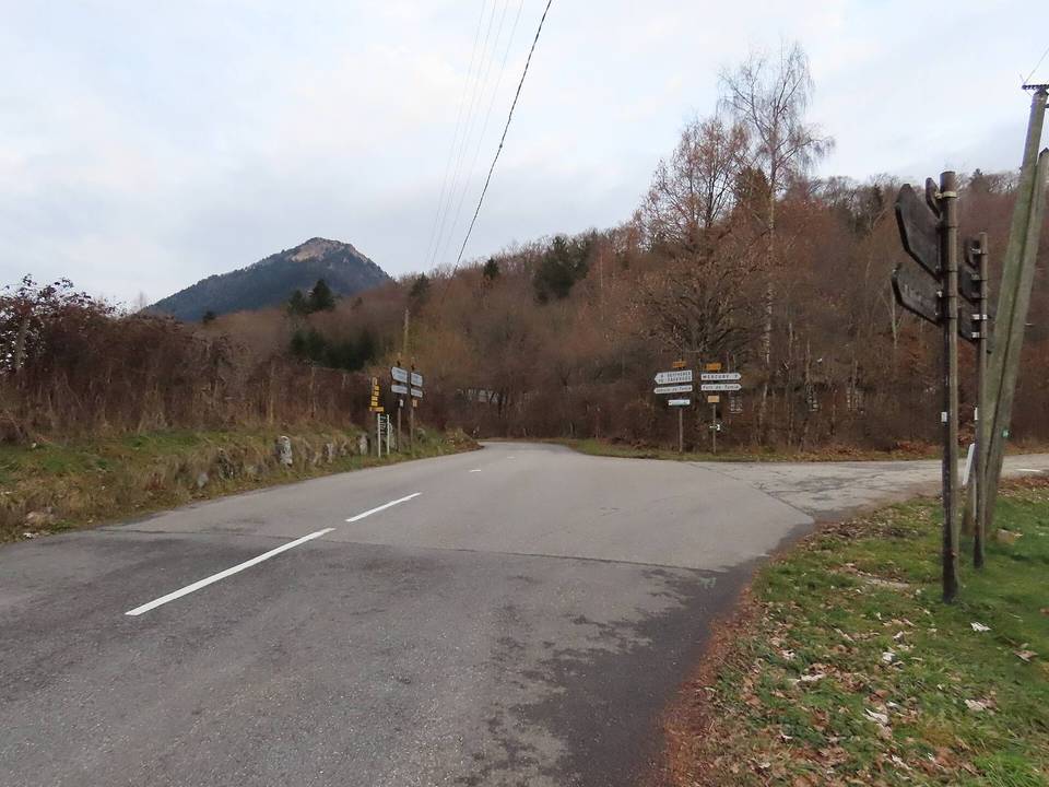 On the road: Col de Tamié from Albertville