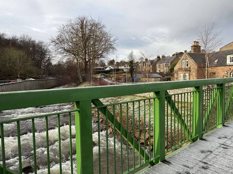 Green bridge over the Carron