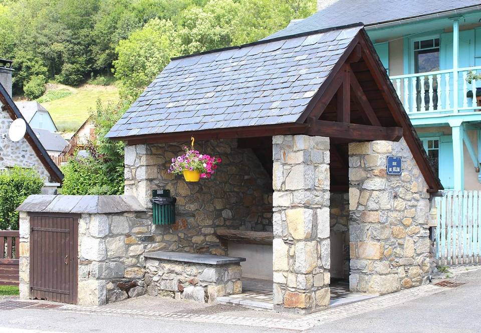 Lavoir d'Aucun (Hautes-Pyrénées)