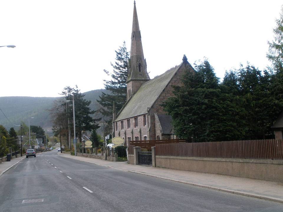 On the road: Ballater to Gairnshiel Circular