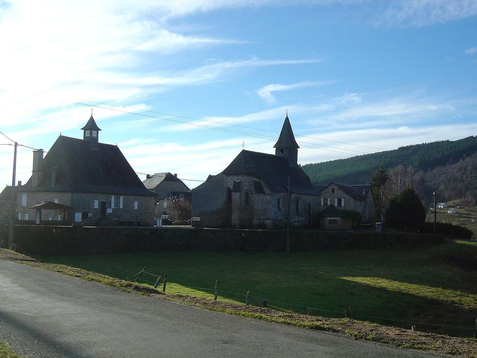 Cycling in Chaumeil