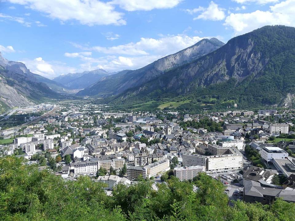Cycling in Saint-Jean-de-Maurienne