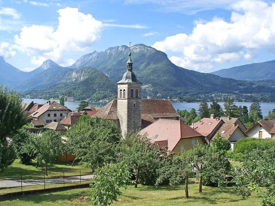 Cycling in Talloires