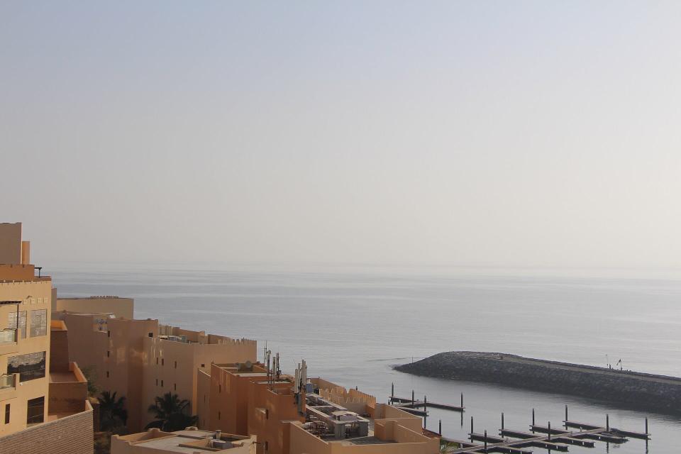 On the road: Al Aqah to Dibba