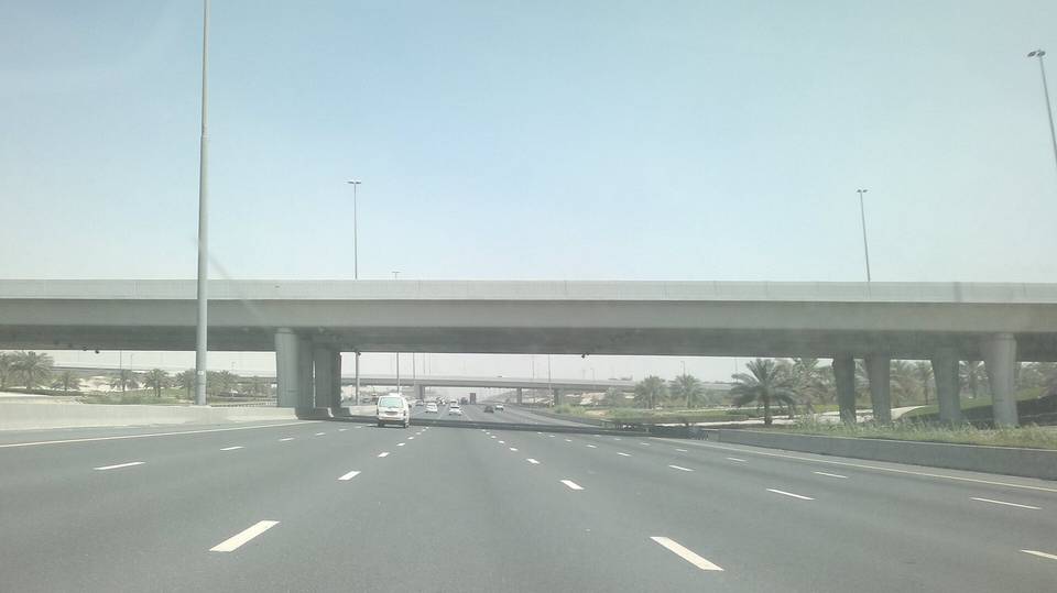 Emarat Road Abudhabi to Dubai 2013 pic 99
