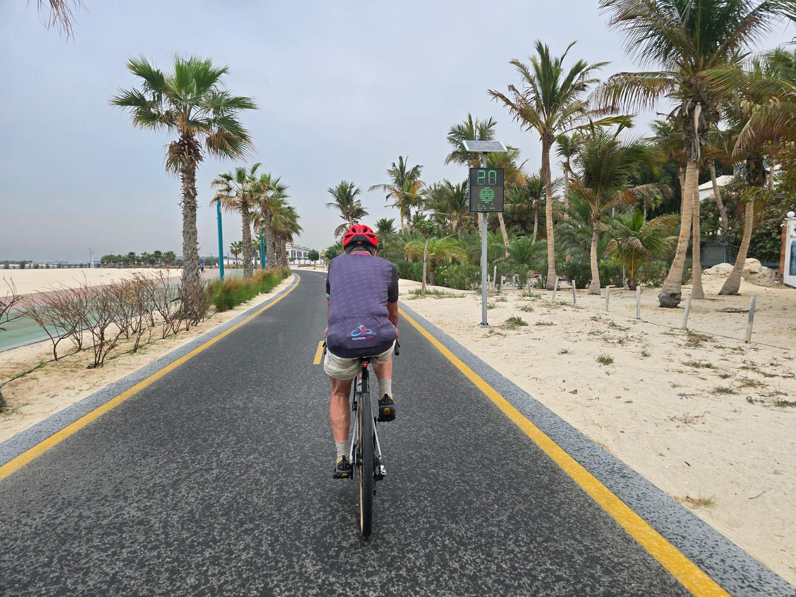 On the road: Jumeira Street Loop via Umm Suqeim