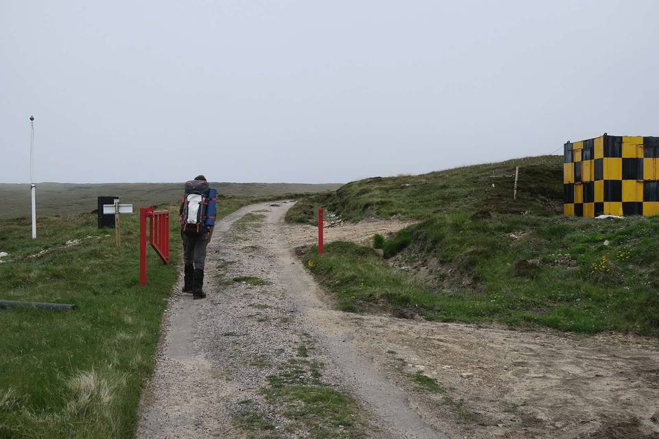 Military gate