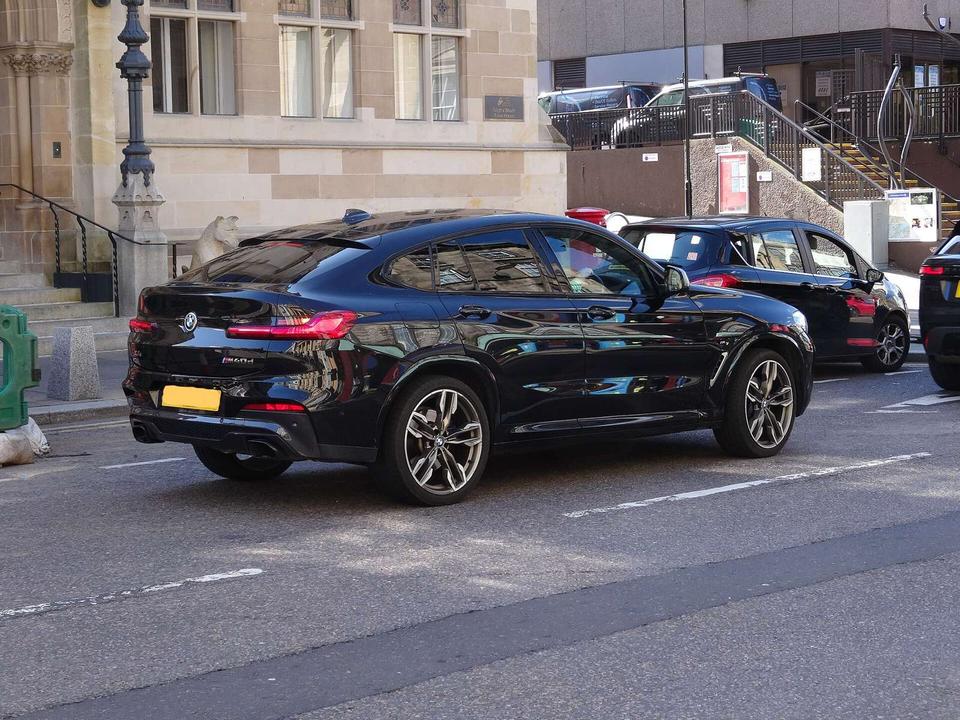 Launch: 2014 Generation: Second (2018 - ) Engine: 3,0 litre turbo R6 (diesel) Power: 326 PS Gearbox: 8 speed Steptronic Layout: front engine, all wheel drive Location: Inverness, Scotland (U.K.)