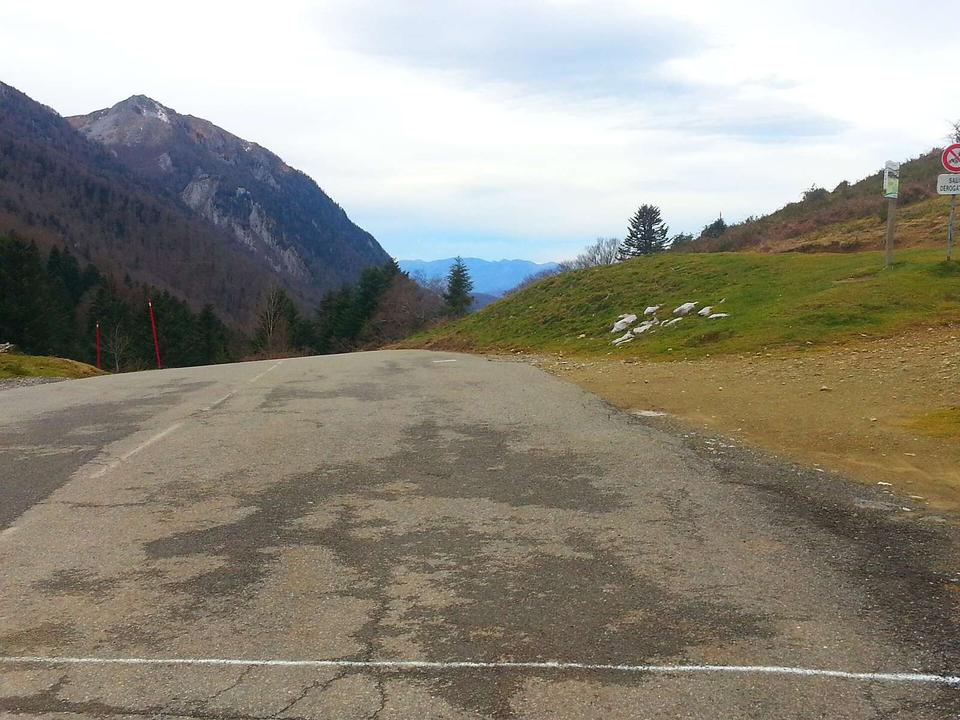 Au col de Marie-Blanque, vue ouest.