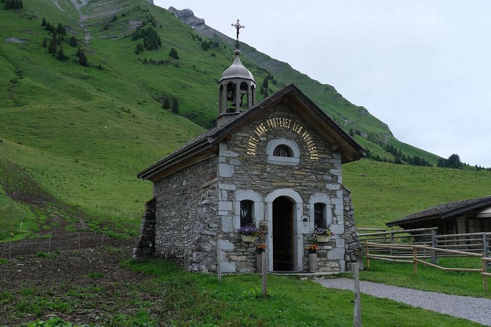 Chapelle Sainte-Anne @ Col des Aravis