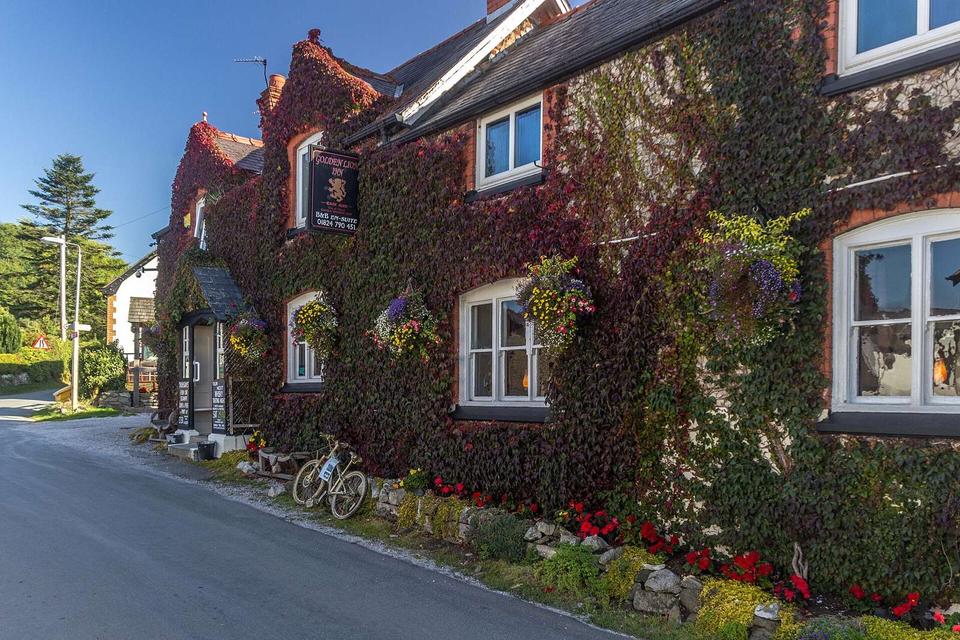 Llangynhafal