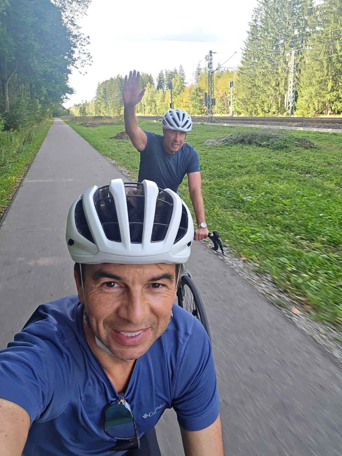 On the road: Hallbergmoos to Holzkirchen, Hallbergmoos