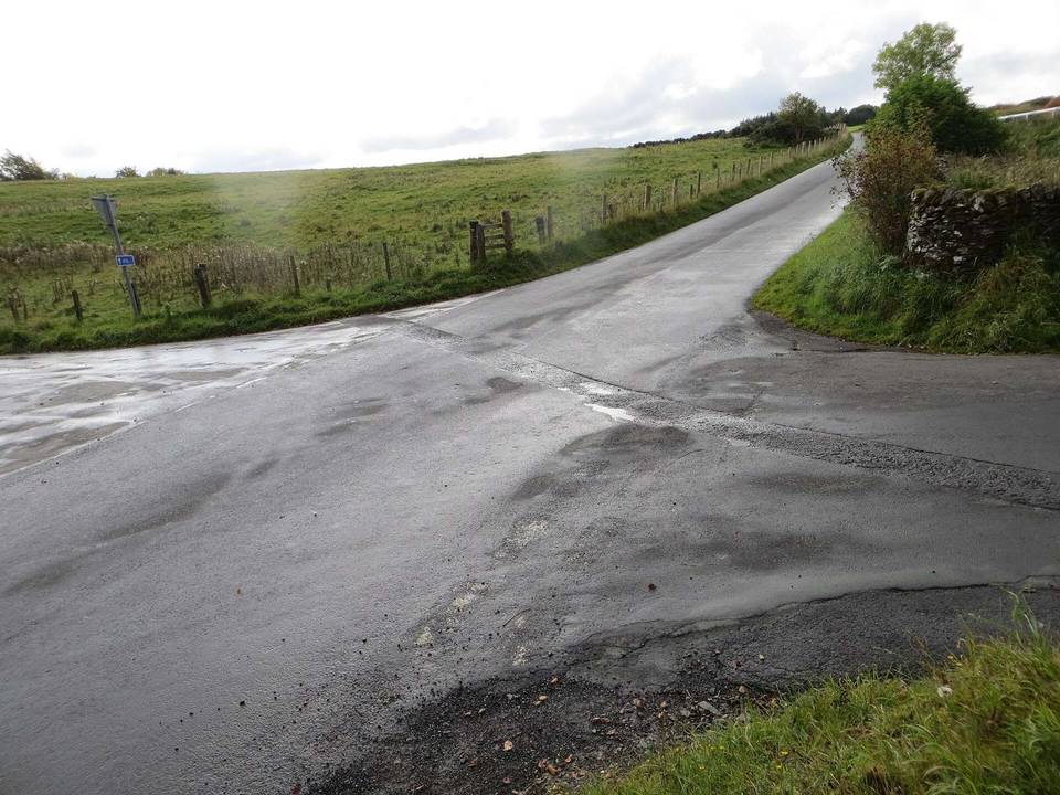 Cross Roads near Nipknowes Quarry