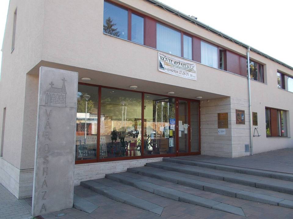 On the road: Herceghalom to Budapest
