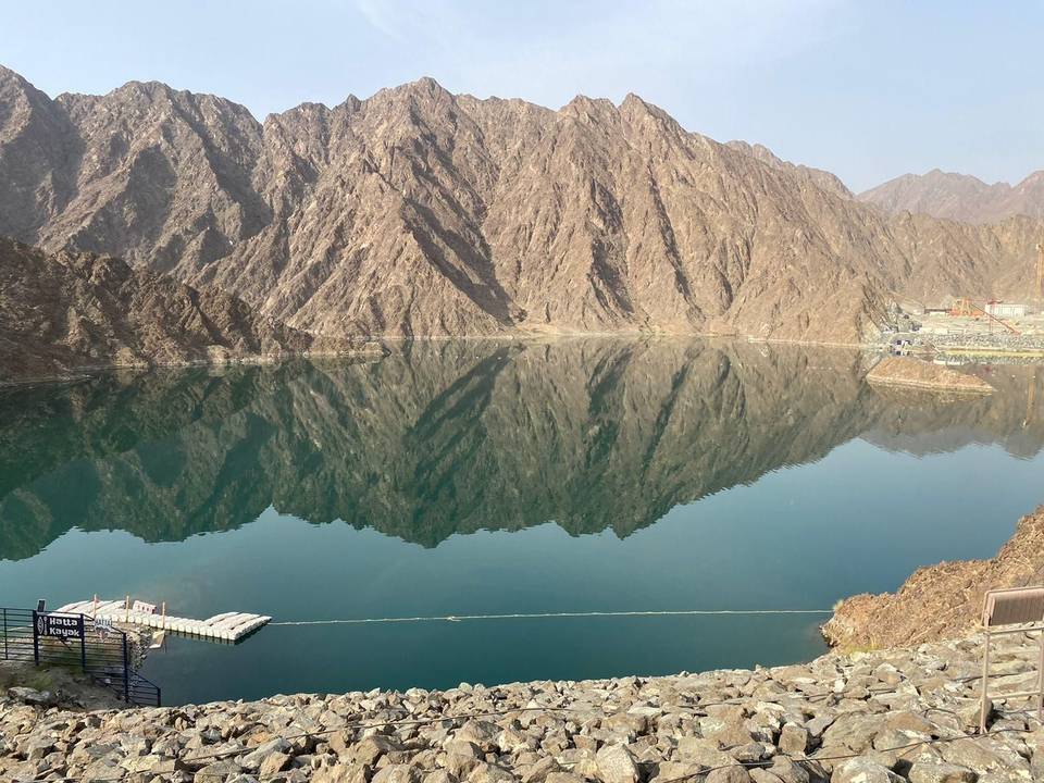 On the road: Hatta Dam from Kalba