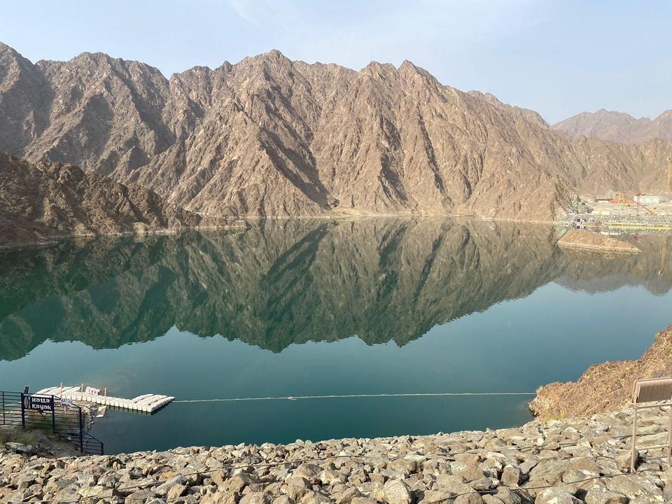 On the road: Hatta Dam from Kalba