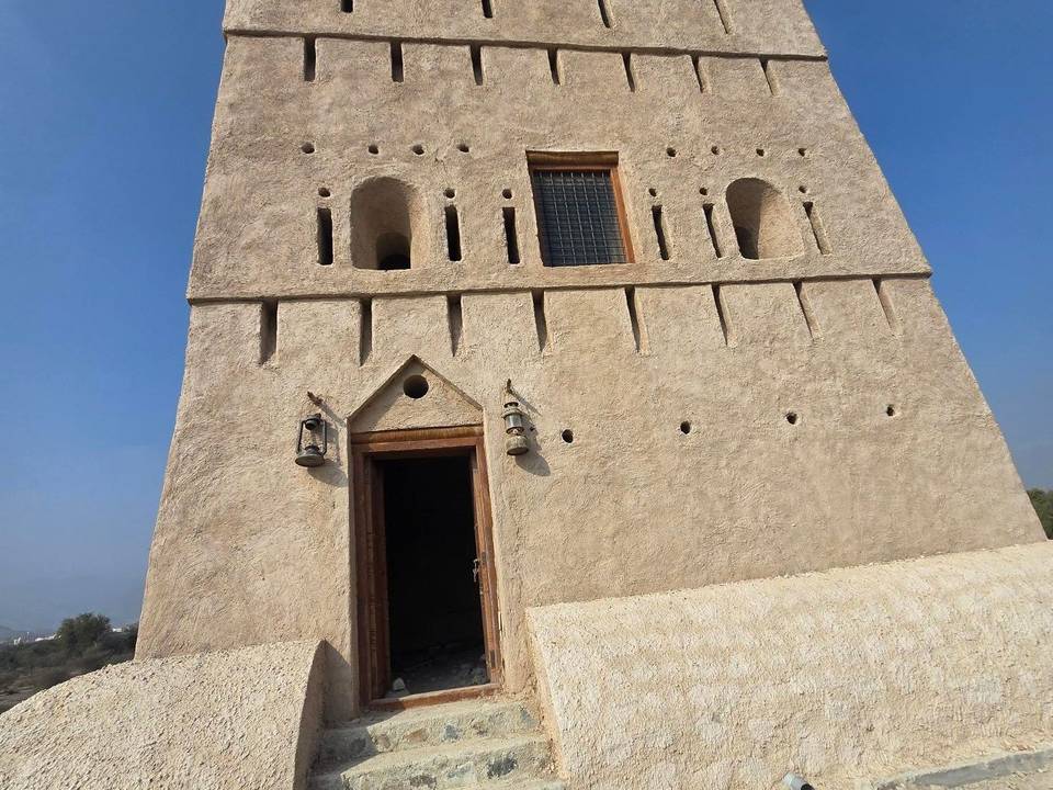 On the road: Kalba Loop via Khor Kalba and Wahala Fort