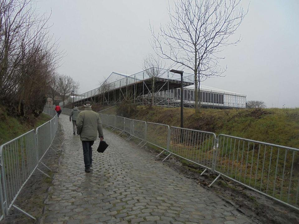 De oude Kwaremont enkele dagen voor de Ronde van Vlaanderen 2018 - Kwaremont - Kluisbergen - Oost-Vlaanderen - België