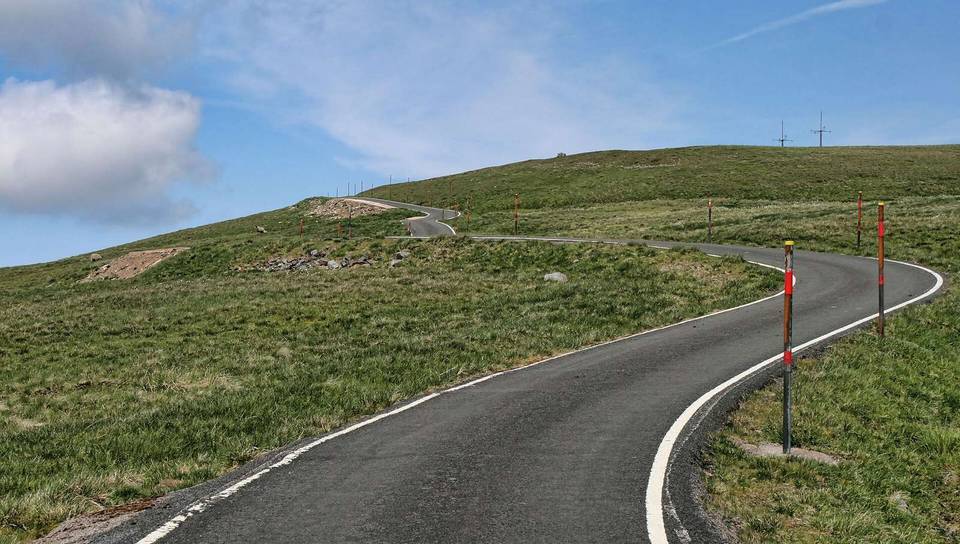 On the road: Great Dun Fell from Knock