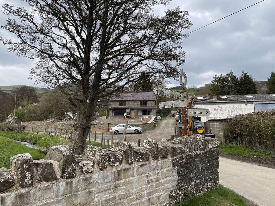 On the road: Knucklas to Elan Village