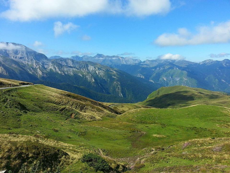 Vue sud-est depuis le massif de l'Aubisque