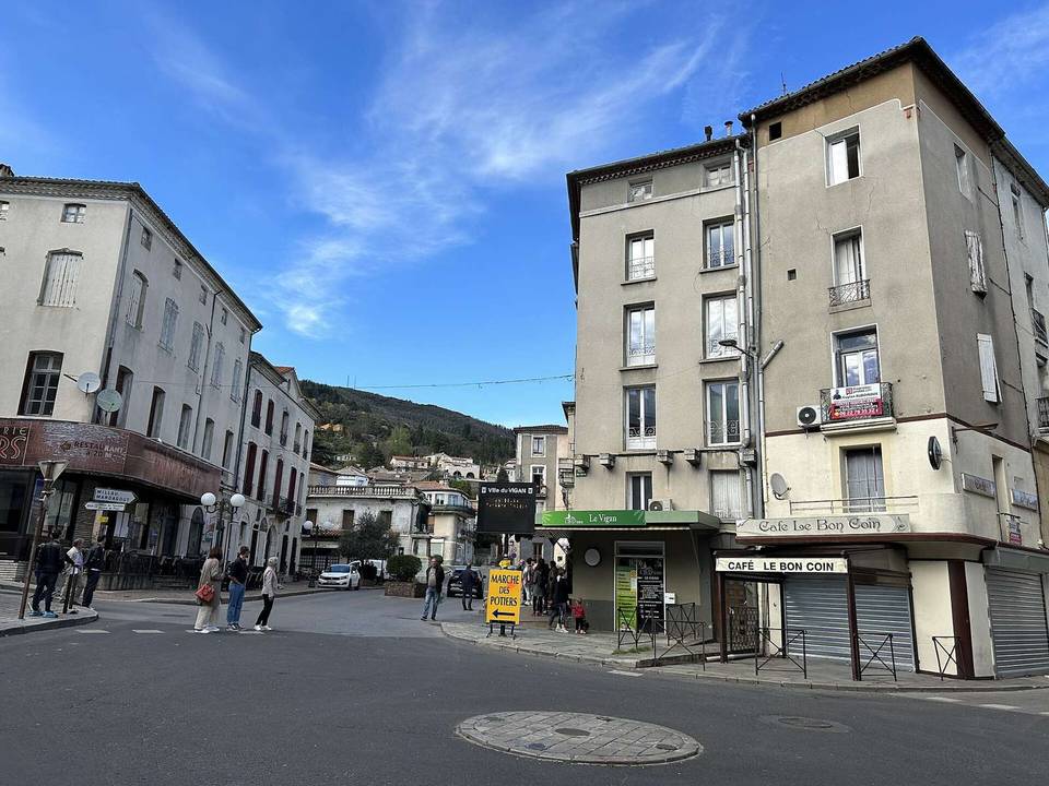 Le Vigan (30) - place du Quai