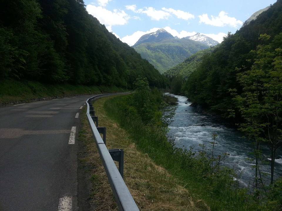 On the road: Gavarnie-Gèdre from Luz-Saint-Sauveur