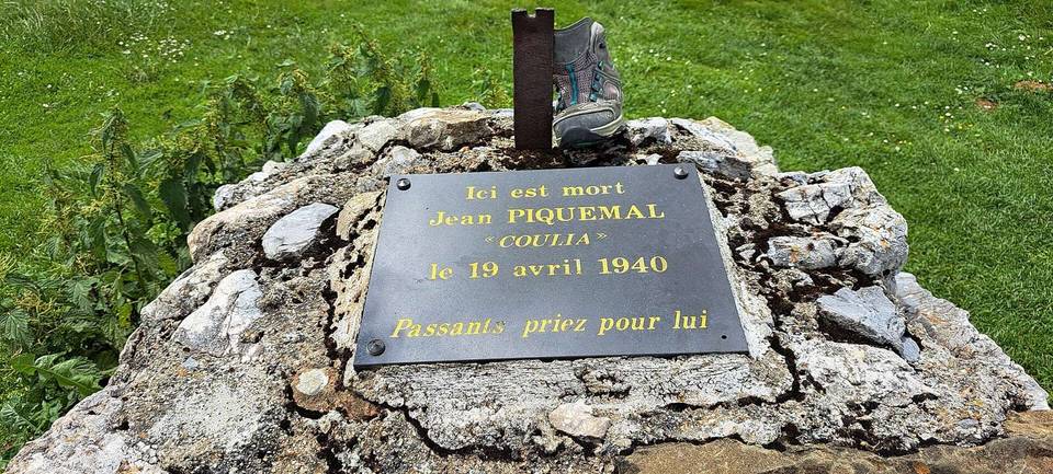 Plaque commémorative Jean PIQUEMAL "Coulia"