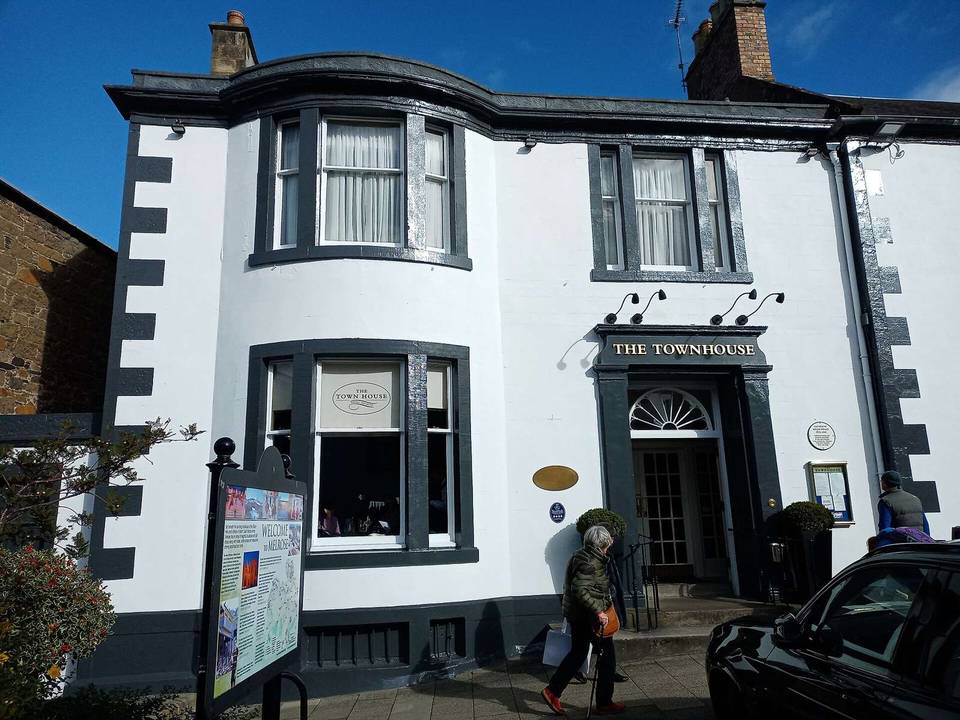 Melrose, 3 Market Square, Bon Accord Hotel (hotel in Scottish Borders, Scotland, UK)