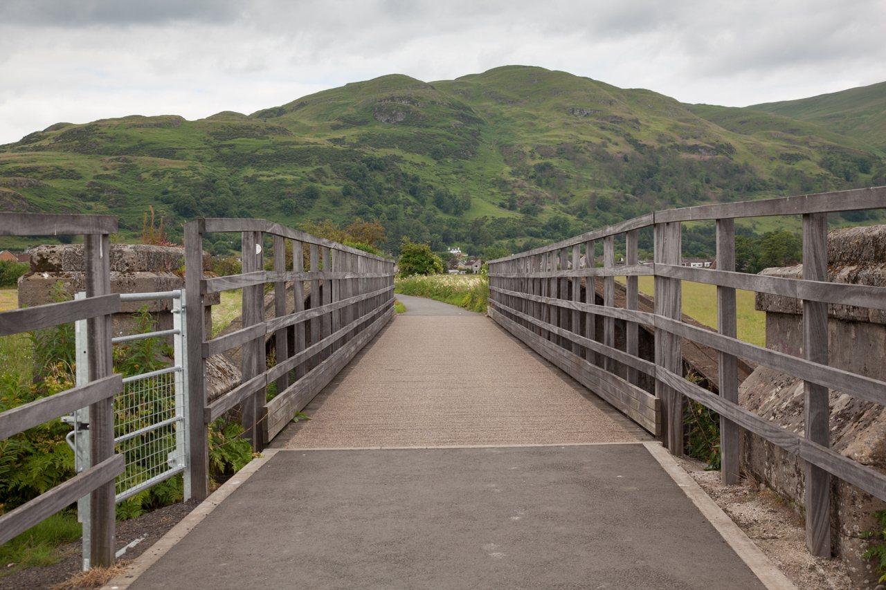 Bridge over the River Devon