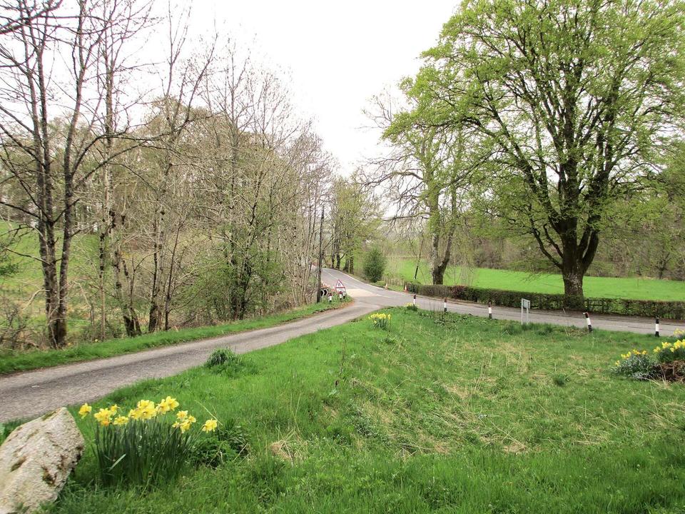 A713 and the junction with a minor road