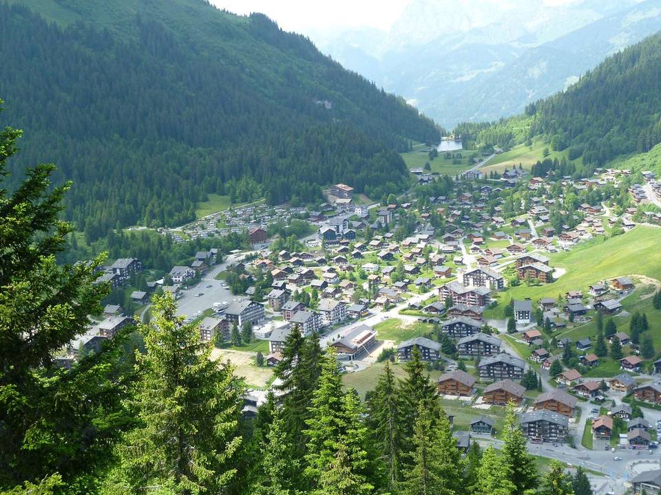 On the road: Pas de Morgins from Monthey