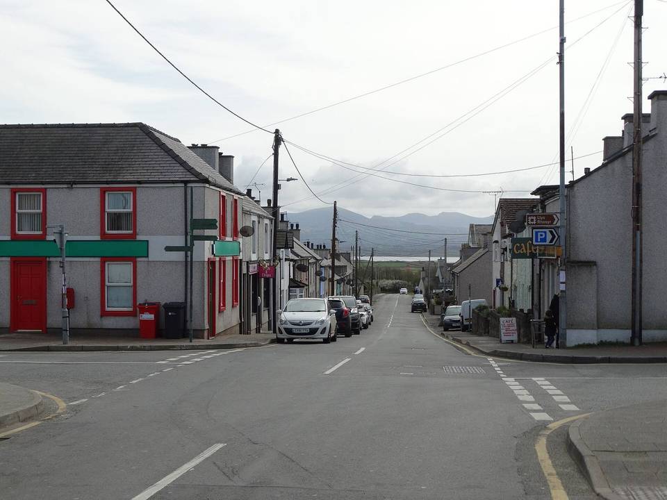 On the road: Lôn Las Cefni