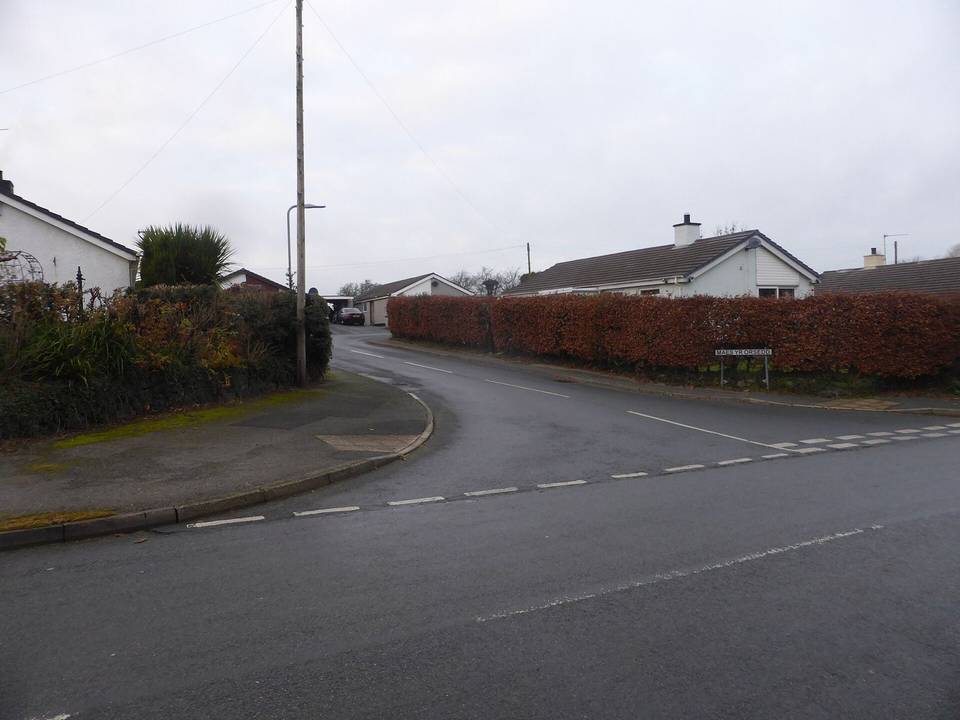 The entrance to Maes yr Orsedd estate