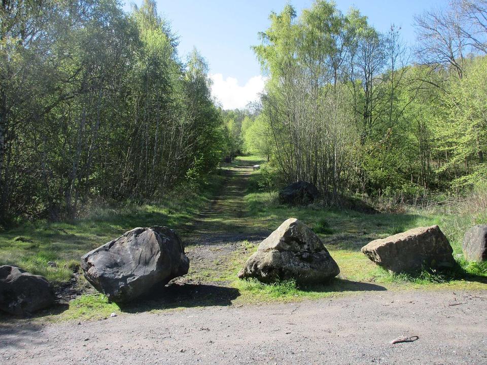 Cults Hill track