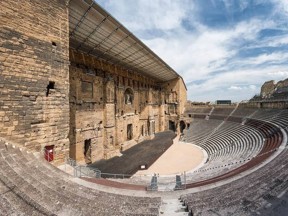 On the road: Orange to Nîmes