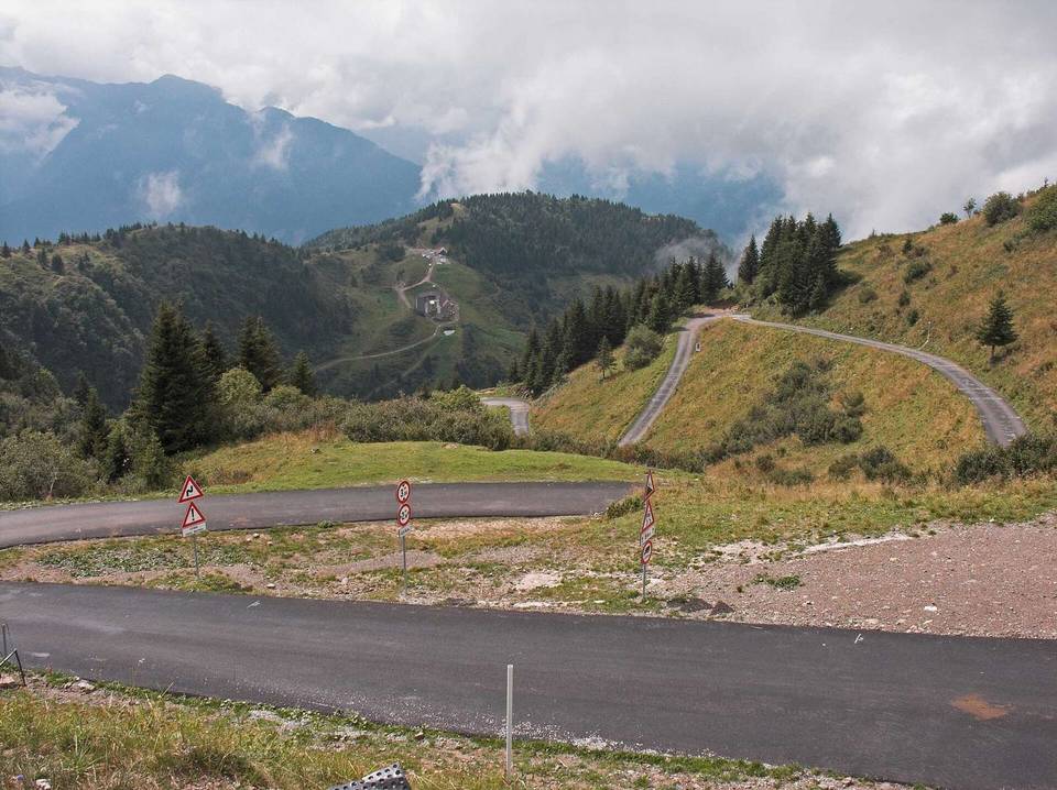 On the road: Monte Zoncolan from Ovaro
