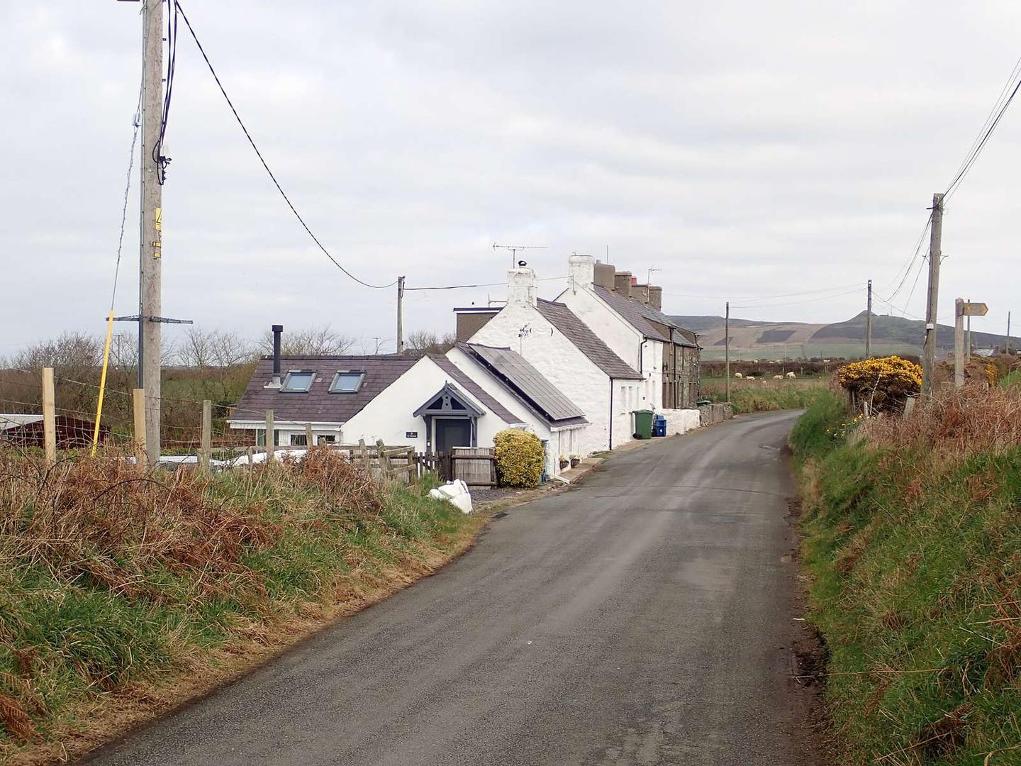 Tai'r Efail